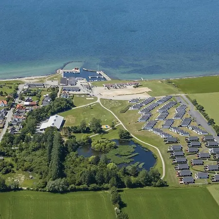 Feriehus Stunning In